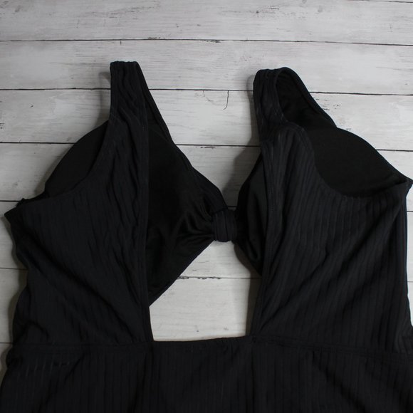 Decree Swimwear Women's One Piece Swimsuit Plus Size 3X Black - Picture 6 of 6